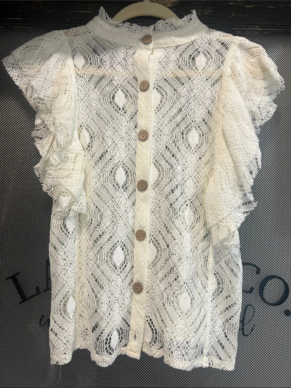 Sweet & Sinful Cream Lace Ruffle Sleeve Blouse Like New